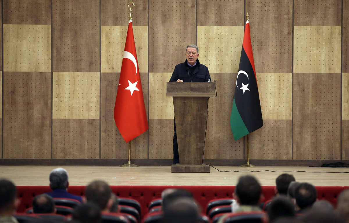 Darbeci Hafter'in TSK aleyhindeki s�zlerine T�rkiye'den g�zda��!