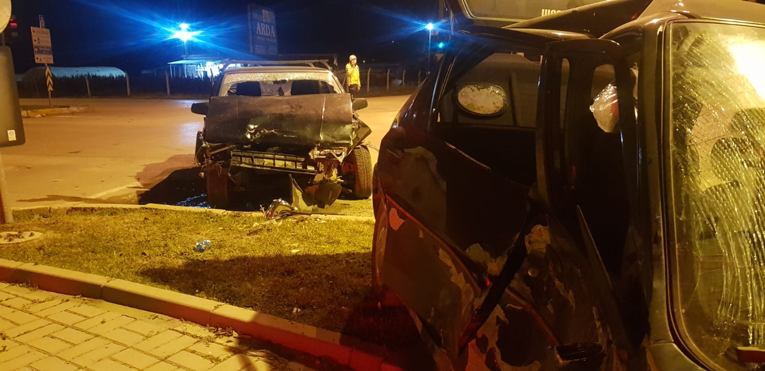 Bursa'da trafik kazas�: 5 yaral�