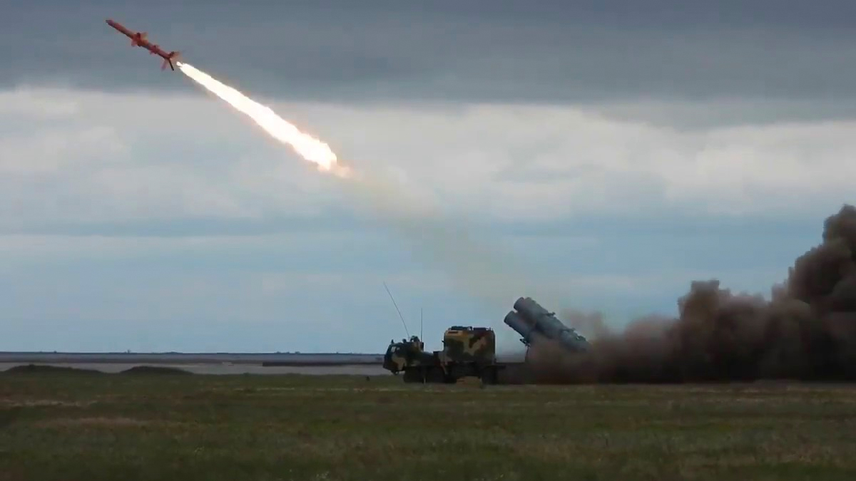 Endonezya ile Ukrayna aras�nda askeri anla�ma: 'Nept�n RK-360MC' tedarik edecekler