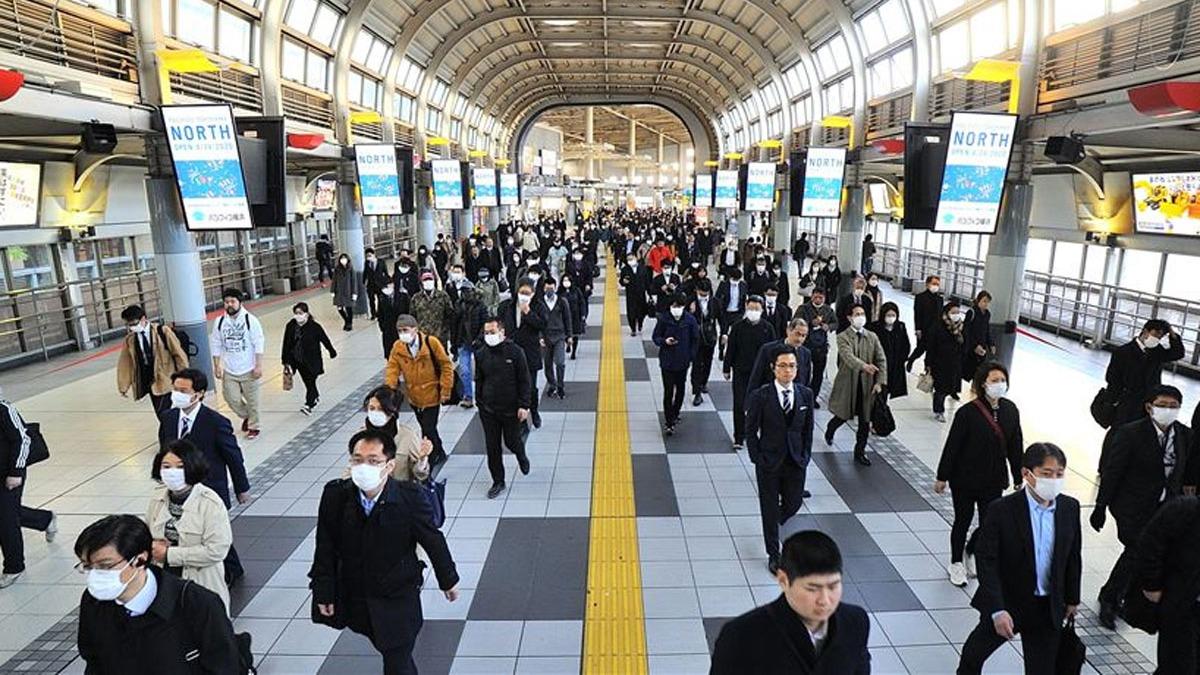 Japonya, oturumu olmayan yolcuya ocak sonuna kadar kaplarn kapatyor