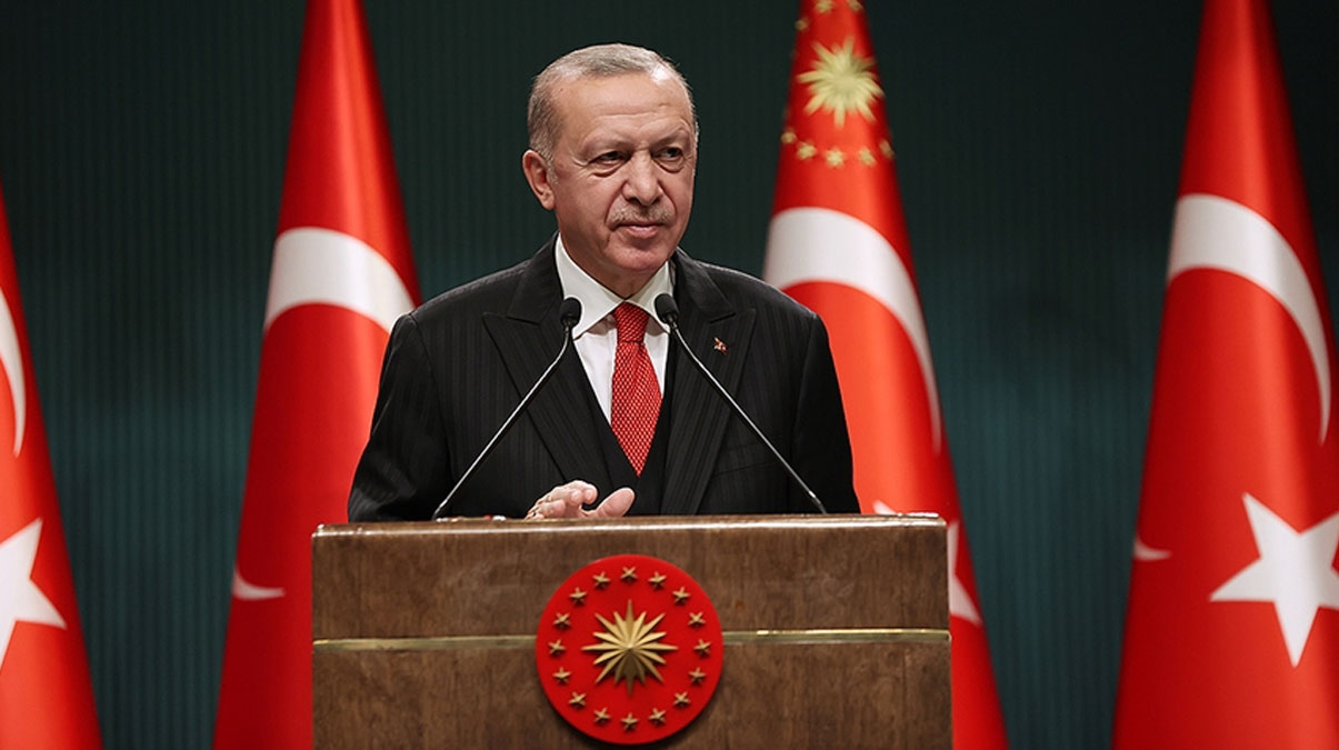 Cumhurba�kan� Erdo�an m�jdeyi verdi! 2022 y�l�nda uzaya f�rlat�lacak