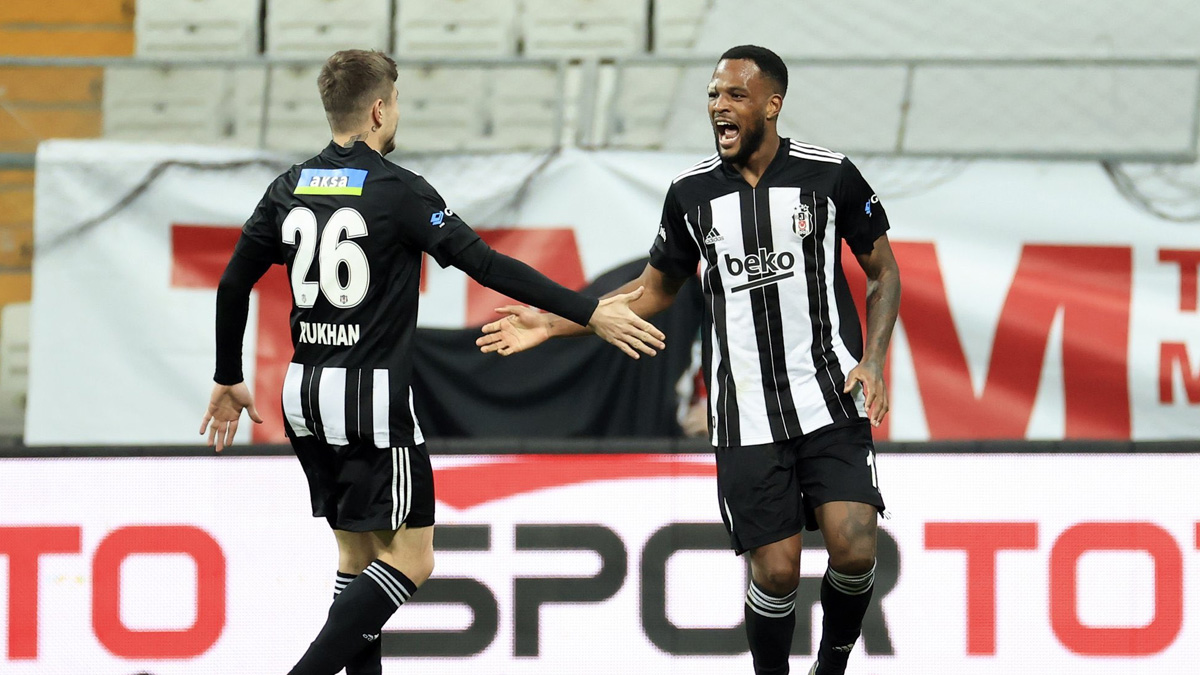 Cyle Larin: Umar�m 2021 bize �ampiyonluk getirir