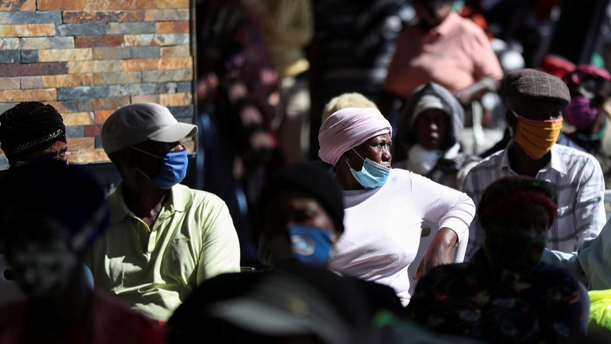 Kovid-19 Afrika'da da hz kesmiyor: Vaka says 3 milyona yaklat