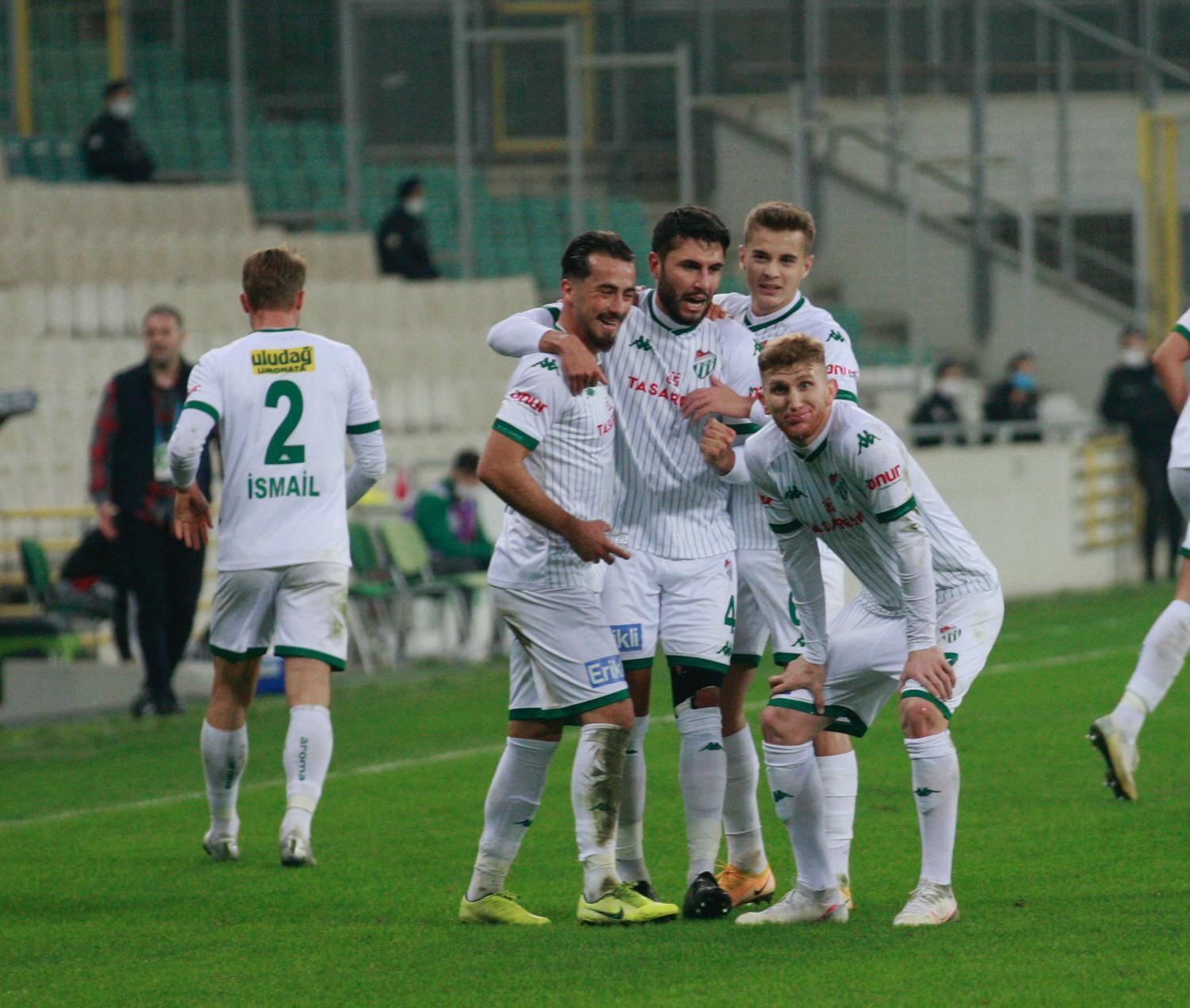 Bursaspor'dan kritik 3 puan