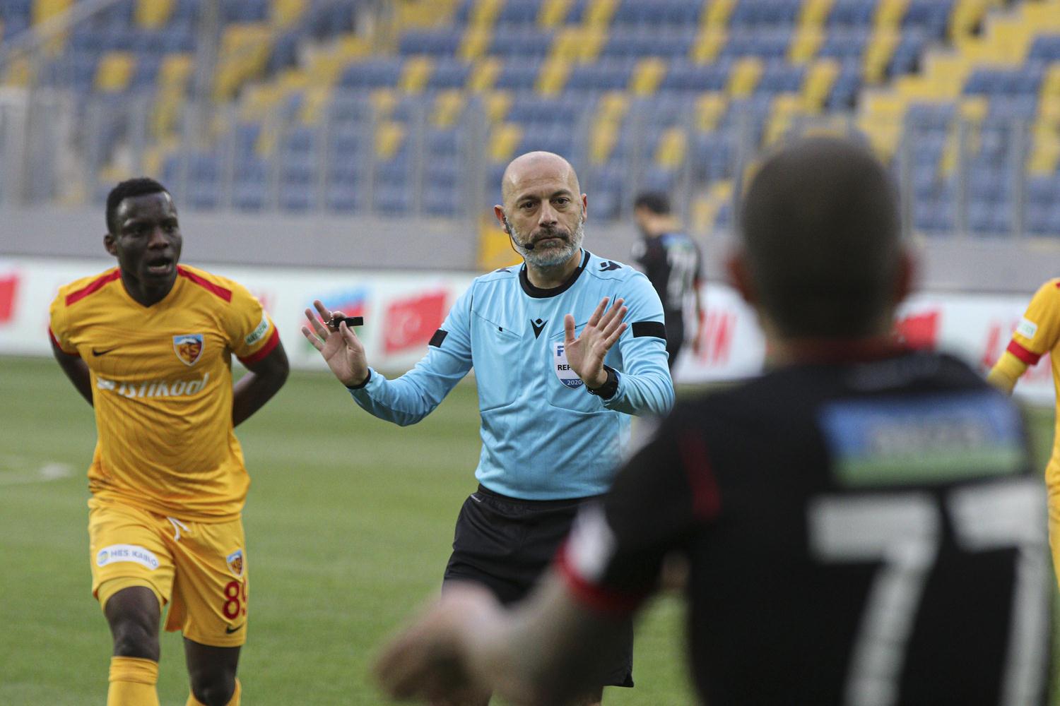 VAR'�n damga vurdu�u ma�ta kazanan Gen�lerbirli�i