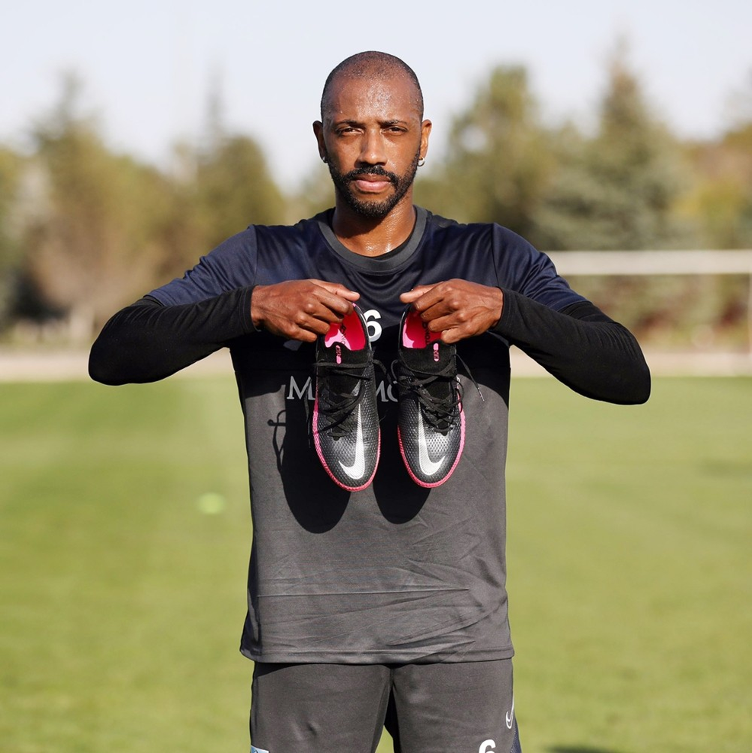 Samet Aybaba, Manuel Fernandes'i kadroya almad�