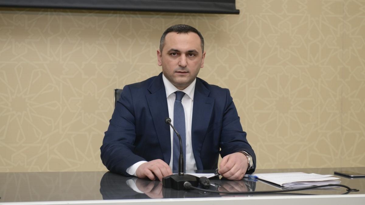 Azerbaycan: Trkiye ile ayn ay kullanma karar aldk