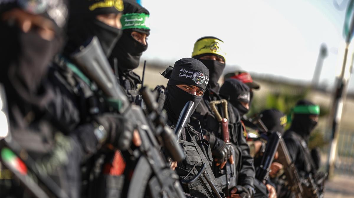 Gazze'deki Filistinli gruplar, ortak askeri tatbikat dzenledi