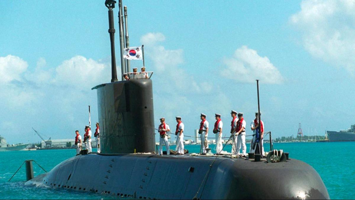 Gney Kore ordusundan yeni anlama: Denizaltlar modernize ediliyor