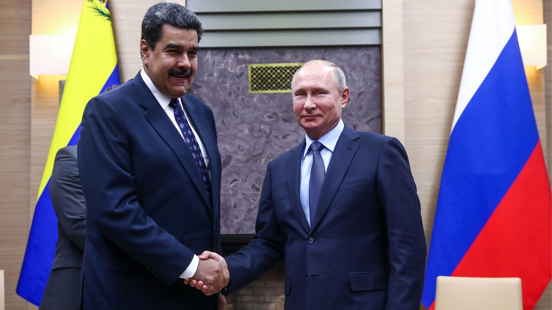 Venezuela'dan 'Rusya' karar! mzalar atld