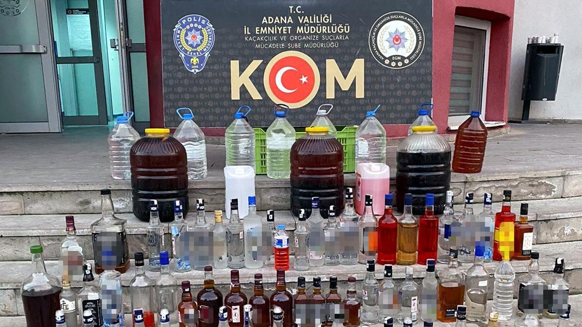 Adana'da polisin 3 ayr eve yapt basknda 260 litre doluma hazr sahte iki yakaland