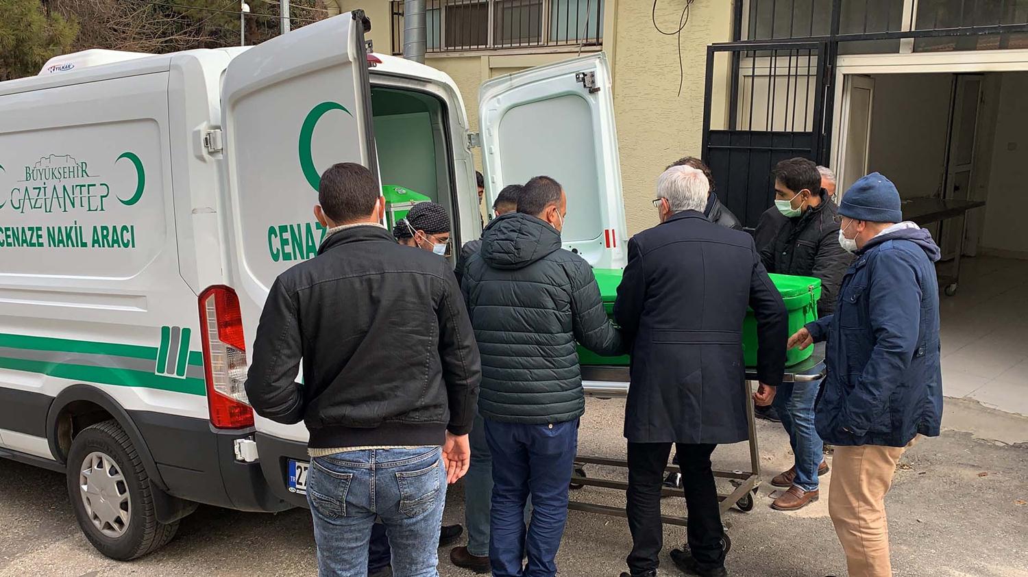 Feyzanur'un �l�m�nde cinayet ��phesi var m�? Ailenin avukat� a��klama yapt�