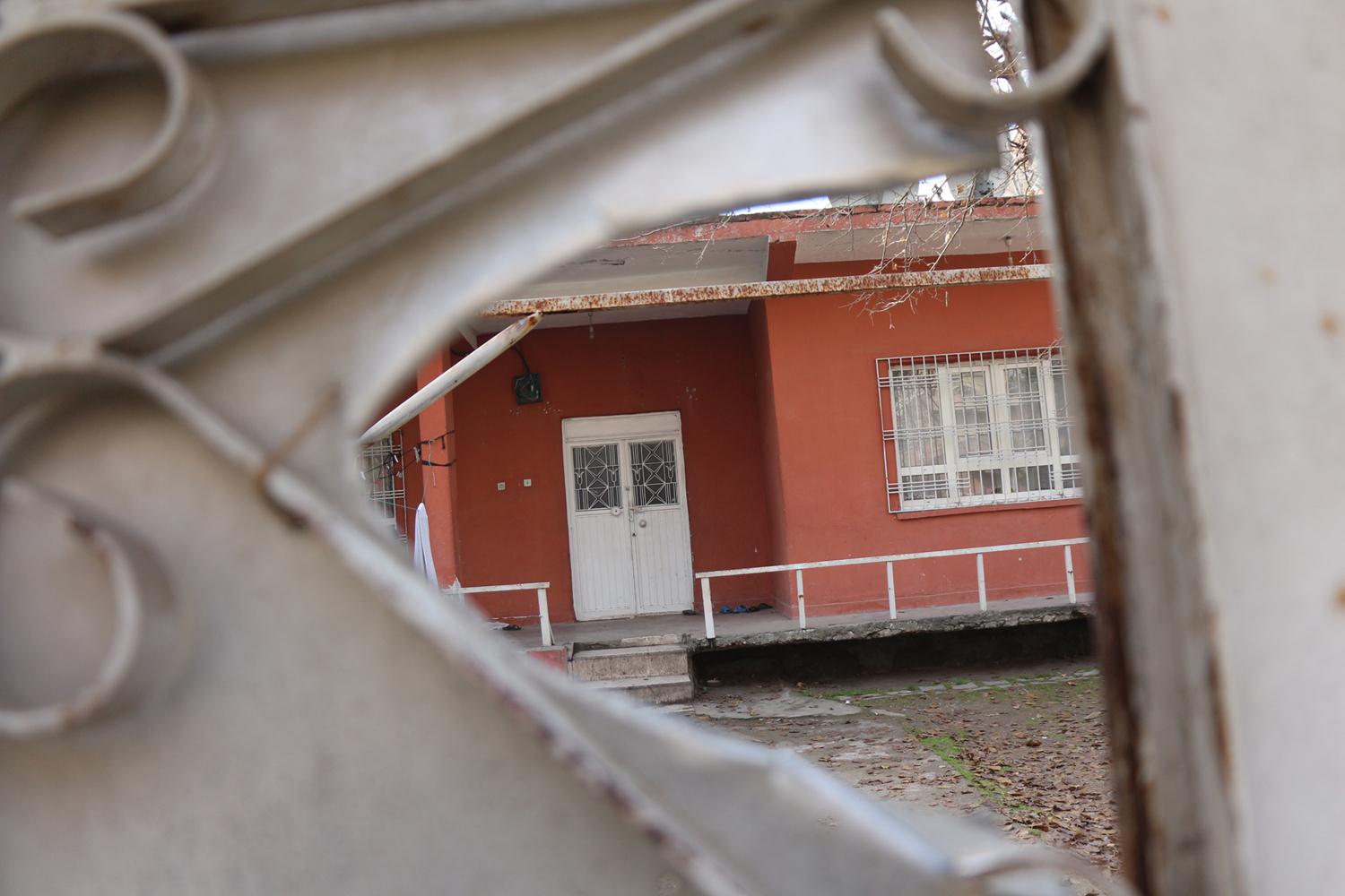 Sobadan zehirlenen �ift �ld�, 3 �ocu�un tedavisi s�r�yor