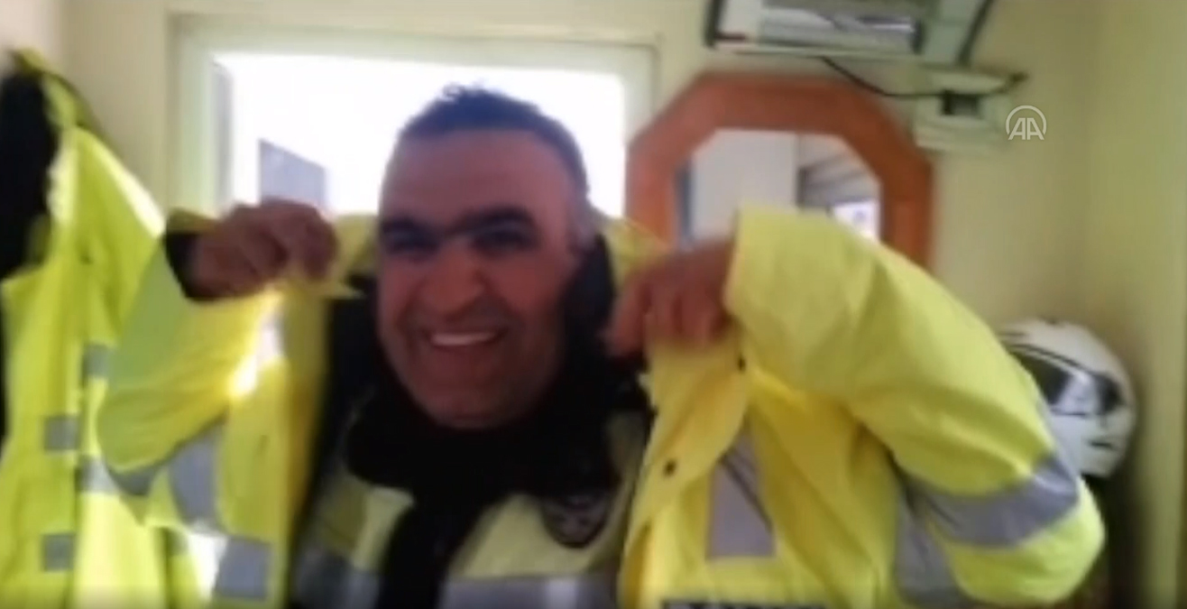 Yeni g�r�nt�leri ortaya ��kt�: Biz onu korkutal�m derken o bizden b�t�n korkular�m�z� ald�