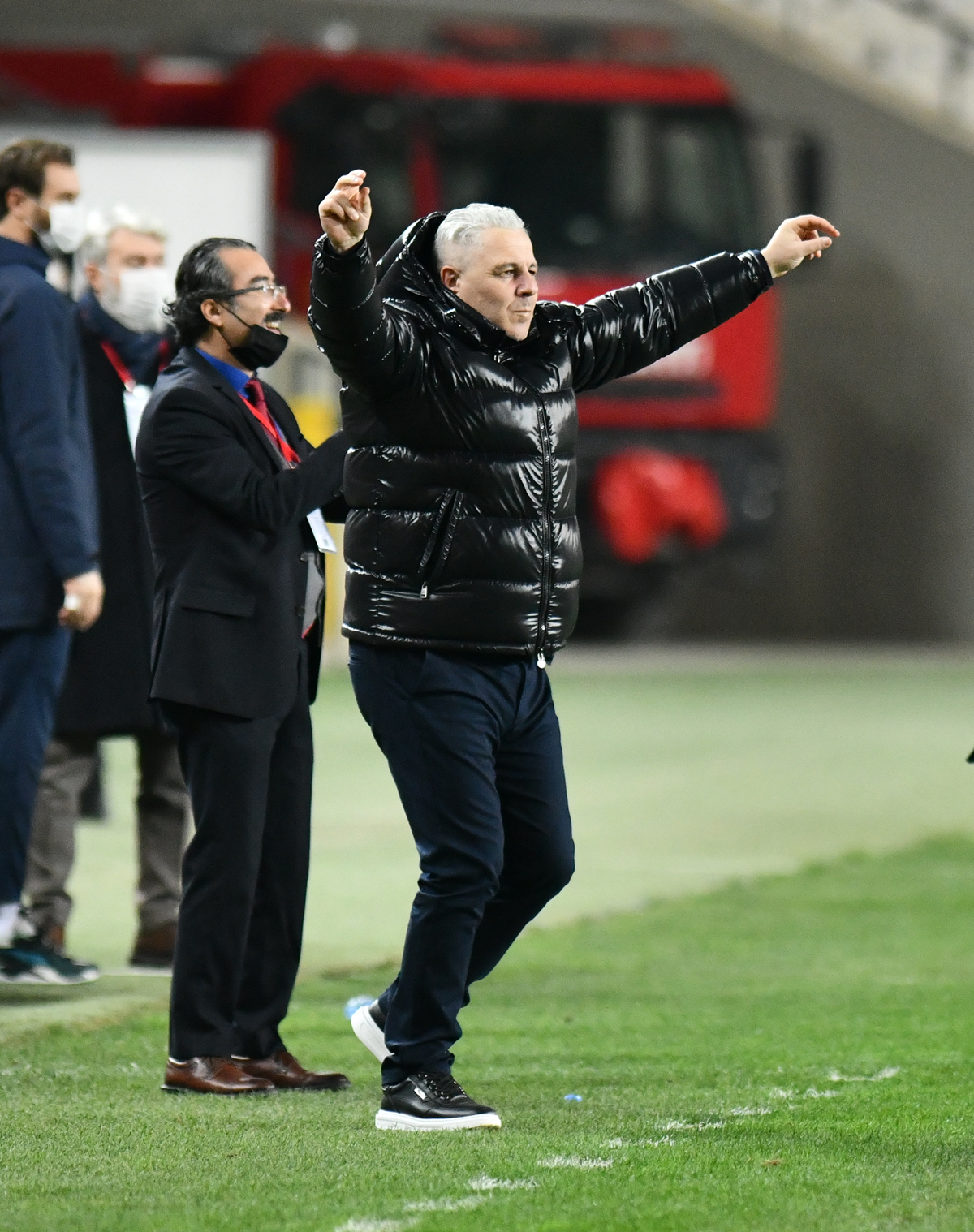 Sumudica liderli�i umursamad�!