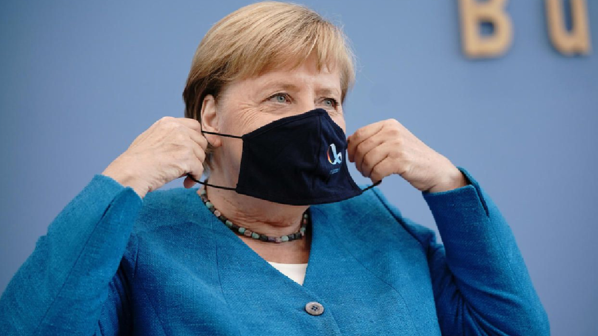 Merkel resmen duyurdu: Daha sert k�s�tlamalar getiriliyor