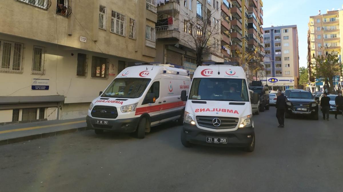 Diyarbakr'da bir evde 3 kii l bulundu
