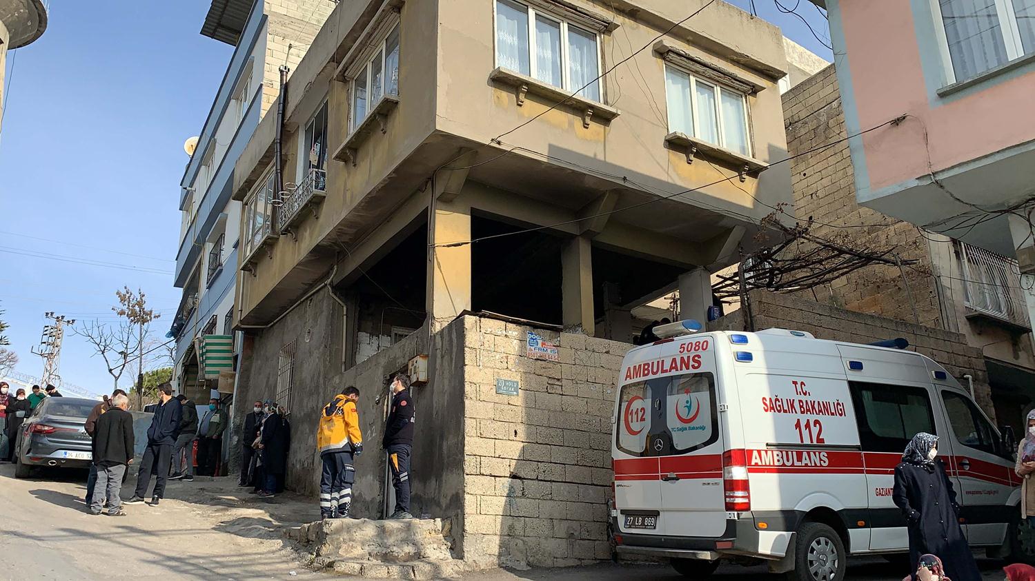 Sobadan gaz s�zd�, 67 ya��ndaki o�ul �ld�, 88 ya��ndaki annenin tedavisi s�r�yor