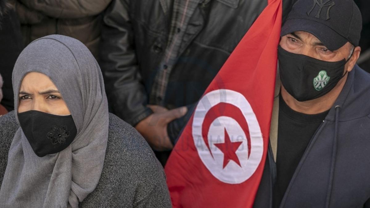 Tunus'ta okul alanlar protesto dzenledi 