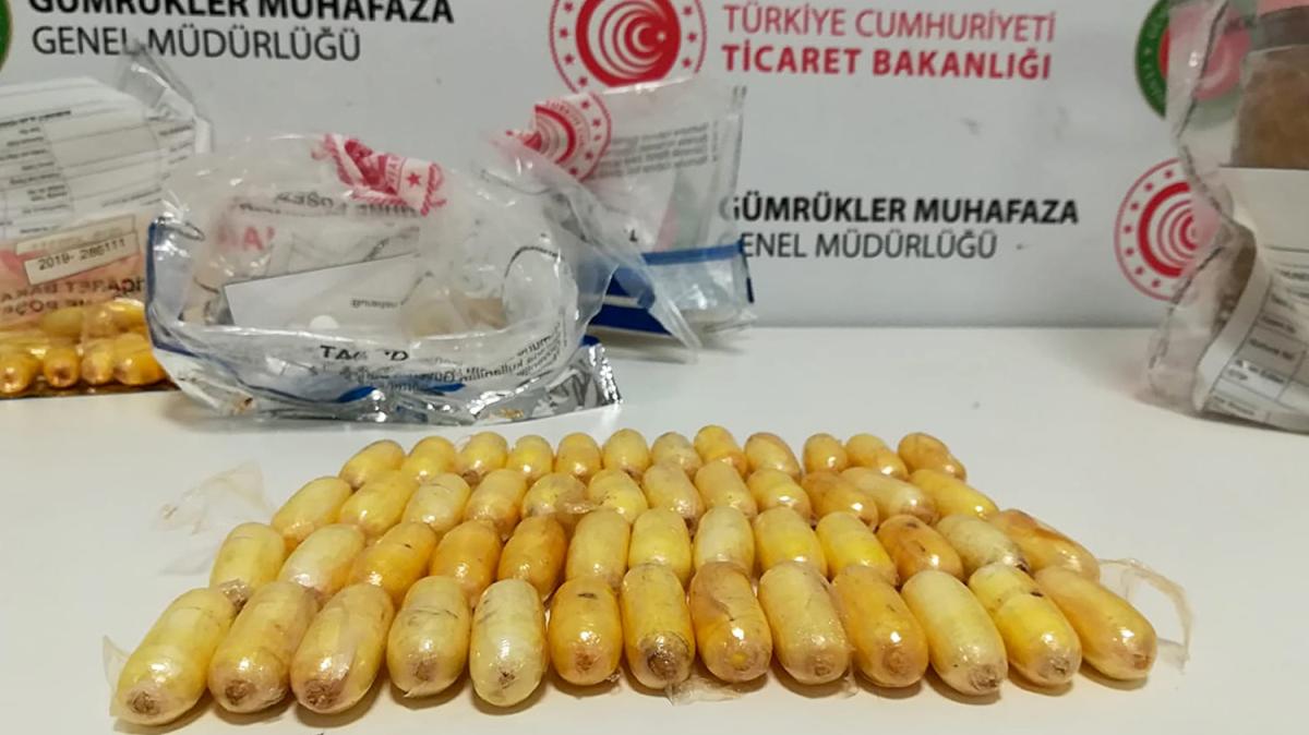 Trkiye'de ilk kez stanbul Havaliman'nda  'yutucu tespit cihaz' kullanld, midelerinde uyuturucu olan 3 kii yakaland 