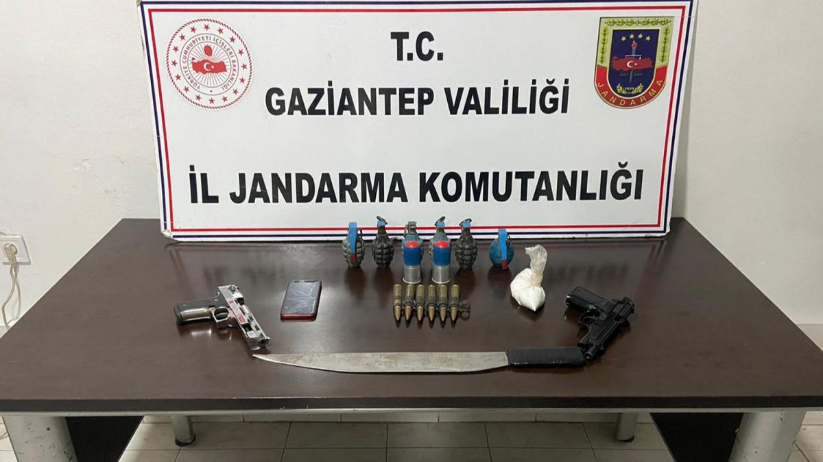 Evinden cephane kt! El bombas, bomba atar mhimmat, uaksavar mermisi...