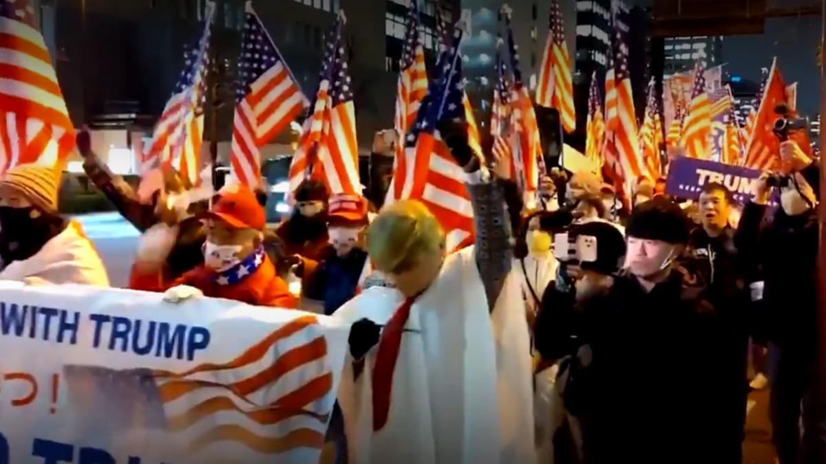 Japonya'da Trump destekilerinden yry