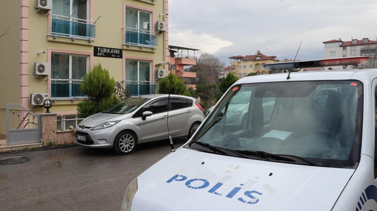 niversite rencisi evinde l bulundu