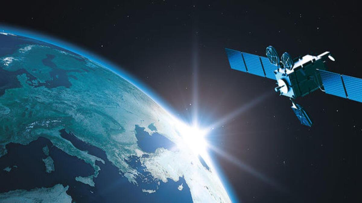 Dnya'y 50 bin 224 kez turlad! Trkiye'de retilen ilk gzlem uydusu RASAT grevini srdryor