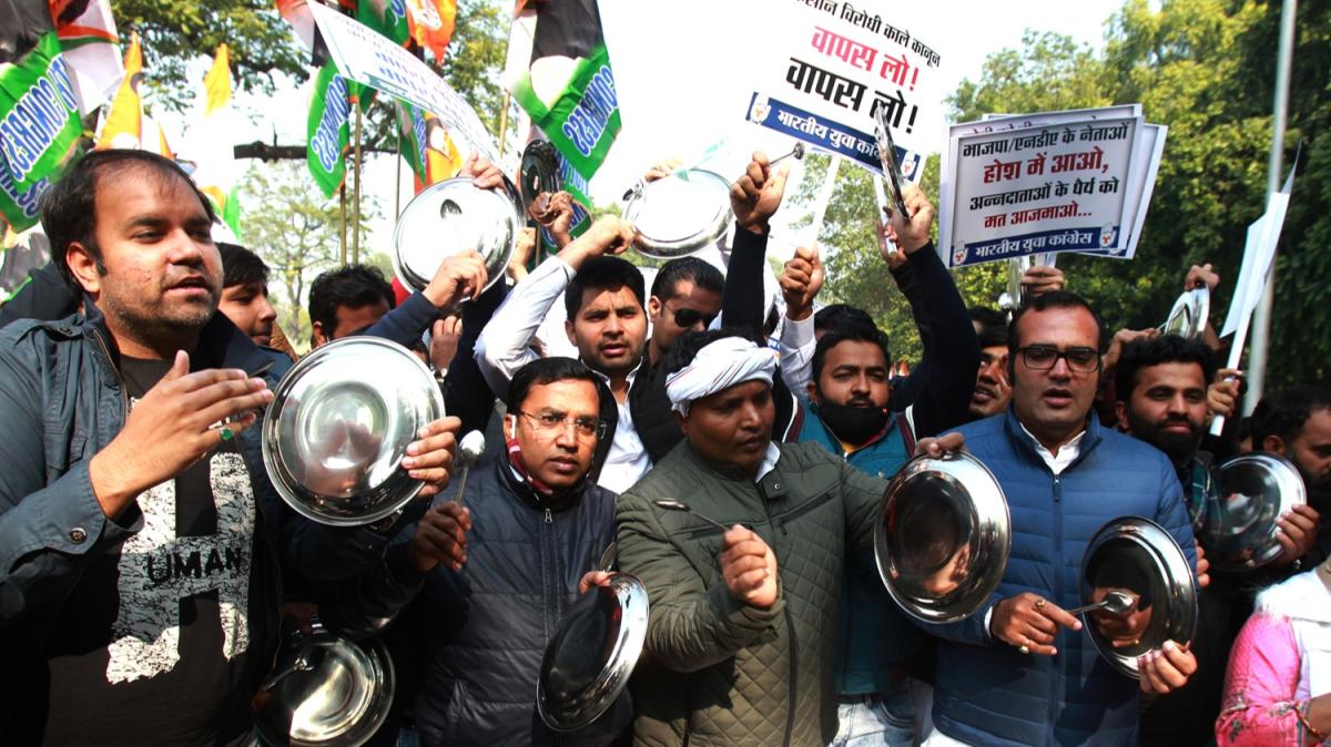 Hindistan'da iftilerin protestosu sonu verdi 