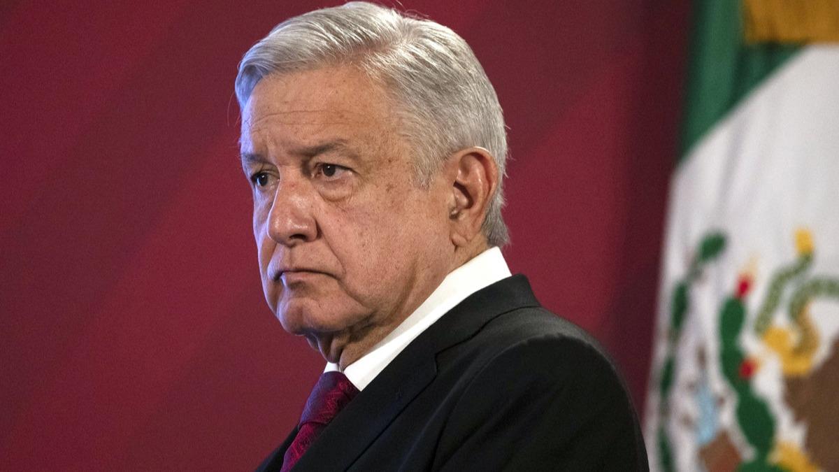 Meksika Devlet Bakan Obrador'un aklamalarna yayn kstlamas 