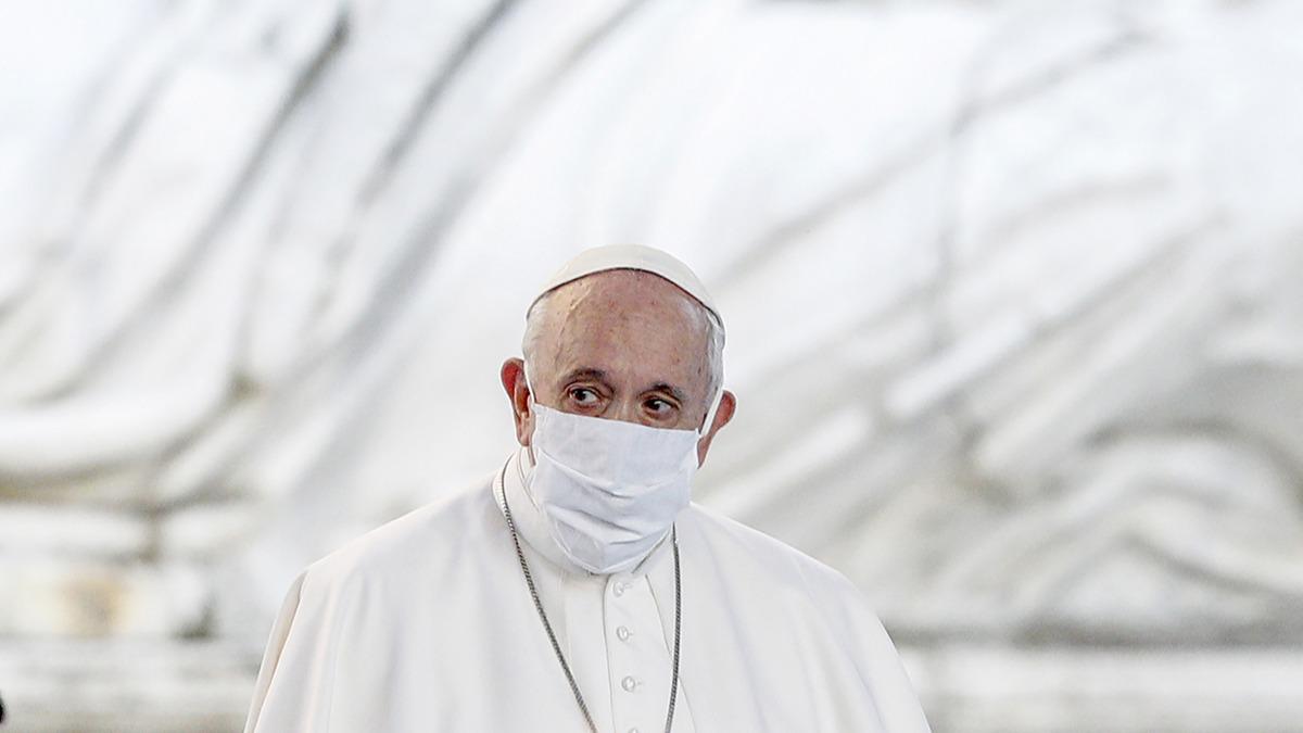 Papa Franciscus'a koronavirs as yapld
