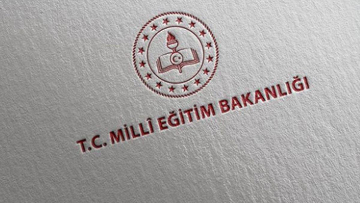 Milli Eitim Bakanl'ndan 'Tasarm Beceri Atlyeleri retmen El Kitab'