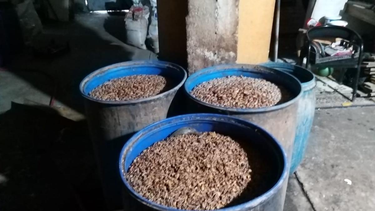 2 bin 925 litre sahte iki yakaland
