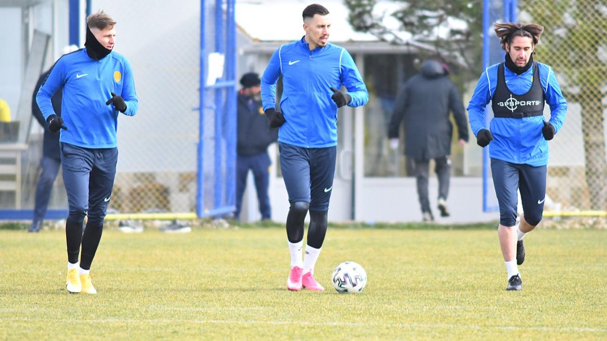 Ankaragc, Fenerbahe mana hazrlanyor