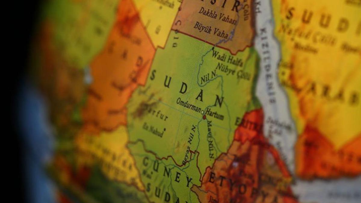 Sudan'da sokaa kma yasa getirildi