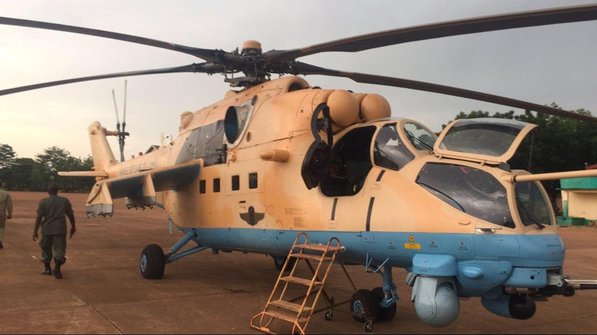 Afrika lkesi Mi-35M taarruz helikopterlerini teslim ald