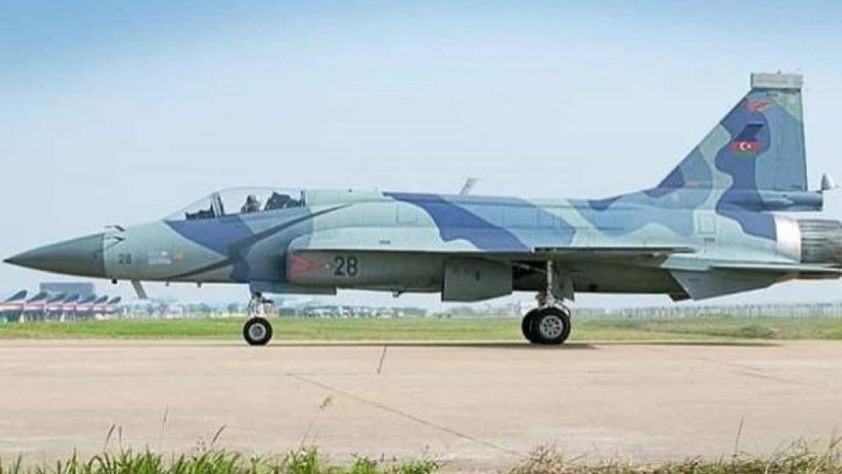Azerbaycan, ilk JF-17 Block III sava uana kavuuyor