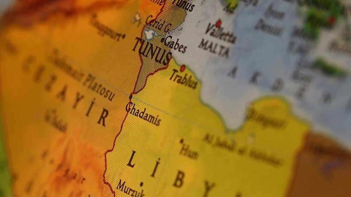 Tunus'ta sokaa kma yasa 14 ubat'a kadar uzatld