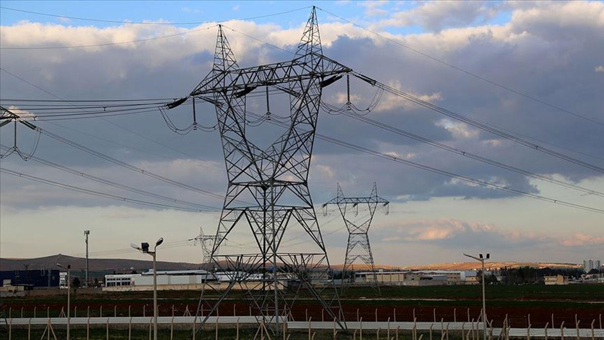 Trkiye'nin elektrik kurulu gc 96 bin megavata ulat