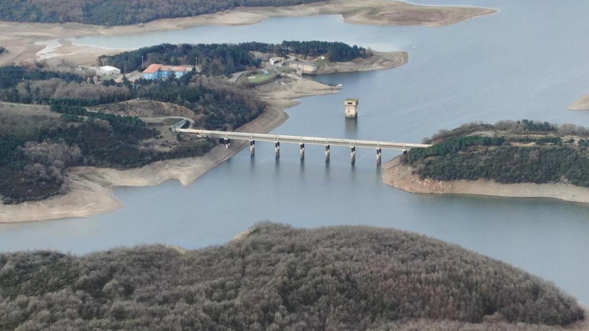 Yalar stanbul barajlarndaki su seviyesini artrd