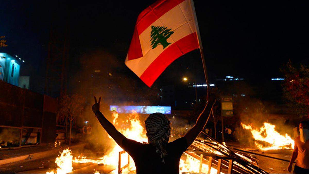 Lbnan'da polisten protestolara mdahale: 23 yaral