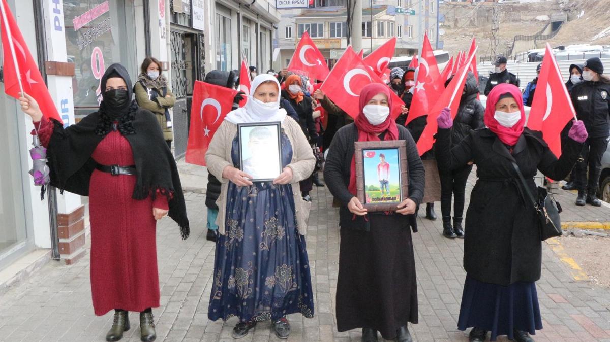 rnakl acl aileler HDP binas nnde eylem yapt