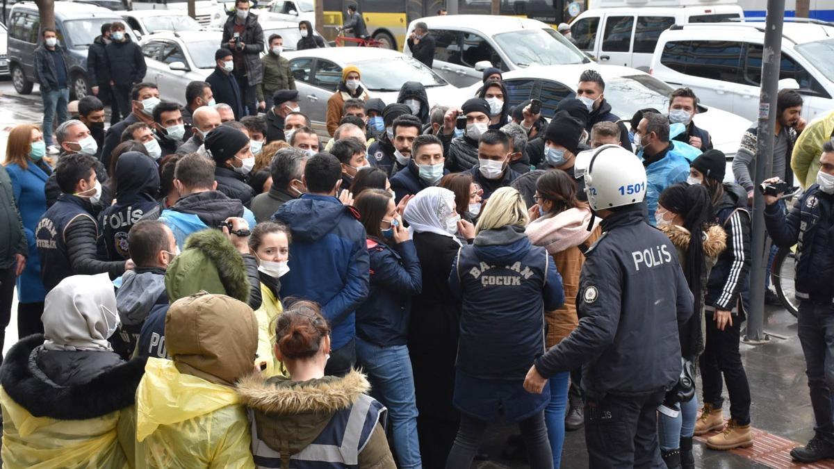 Van'da izinsiz yrye katlan HDP ve DBP milletvekilleri hakknda soruturma balatld