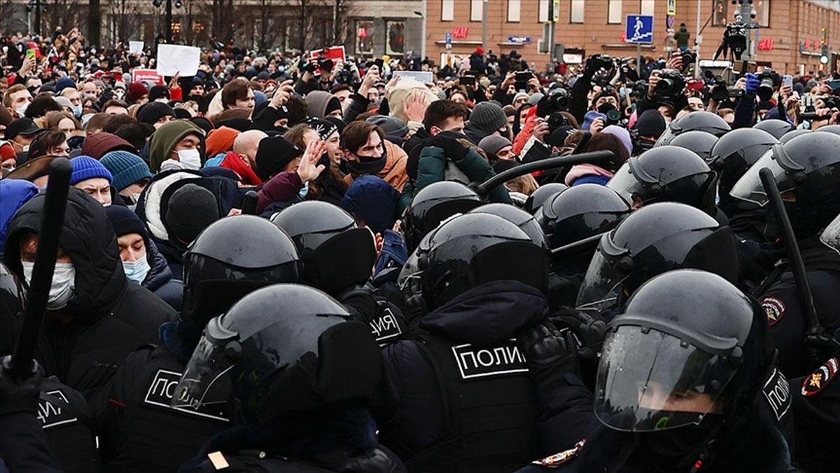 Rusya'da polis, Navalny gsterilerinden nce gvenlik nlemlerini artrd