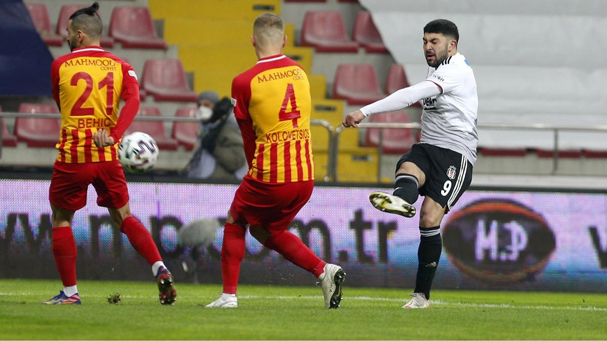 Gven Yaln Lecce'ye kiraland