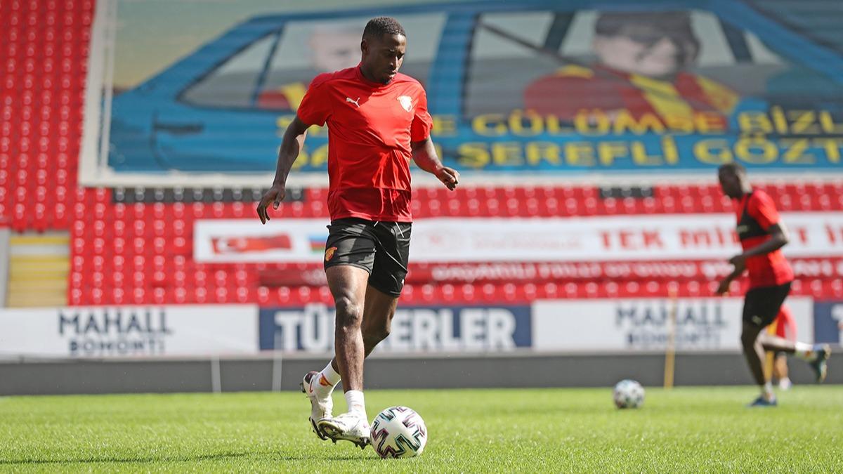 Altay'dan Andre Poko srprizi