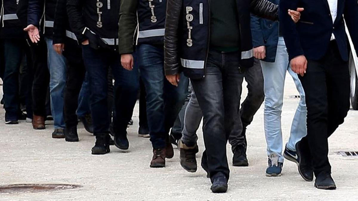 Balkesir ve Bursa'da FET operasyonu 