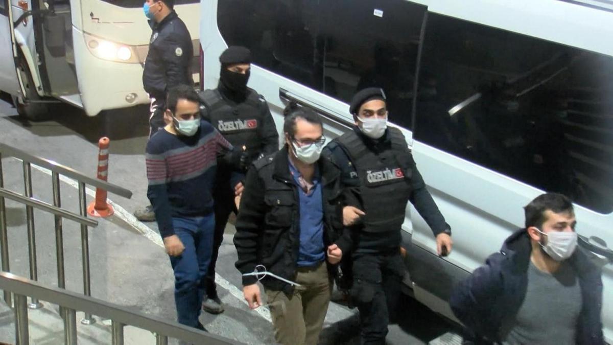Boazii niversitesi'ndeki igal giriimi... stanbul Valilii: 98 kii serbest brakld
