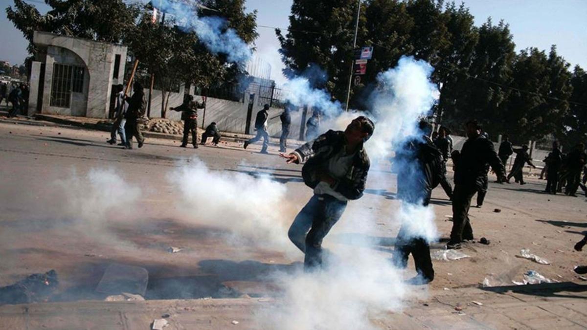 Hindistan'da ifti protestolar: Bakent iin alarm 