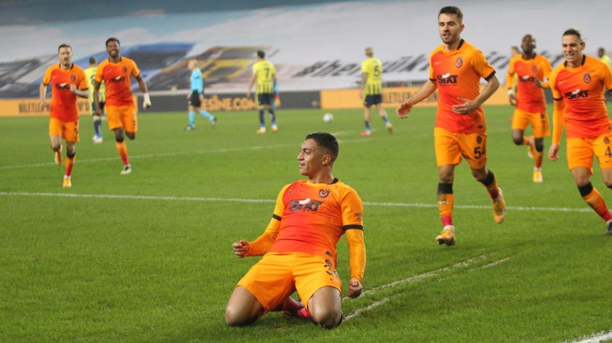 Galatasaray, Fenerbahe'nin serisine son verdi